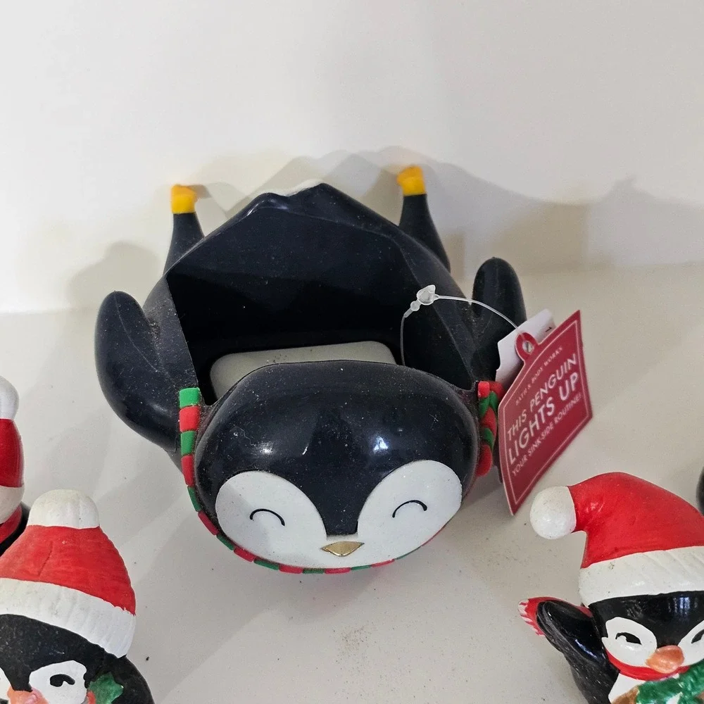 Bath & Body Works Christmas Penguin Light Up Soap Holder and 4 Figurine Set